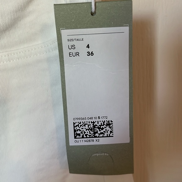 H&M White “Vintage Slim” High Rise Jeans - Picture 4 of 12